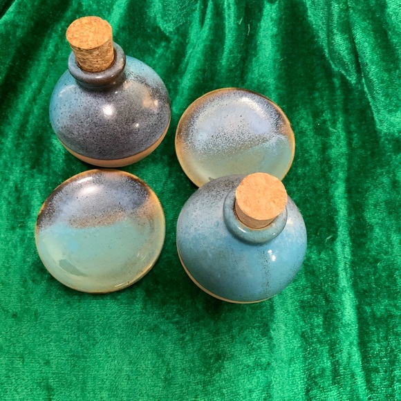 Pair of Oil Diffusers - Picture 4 of 10